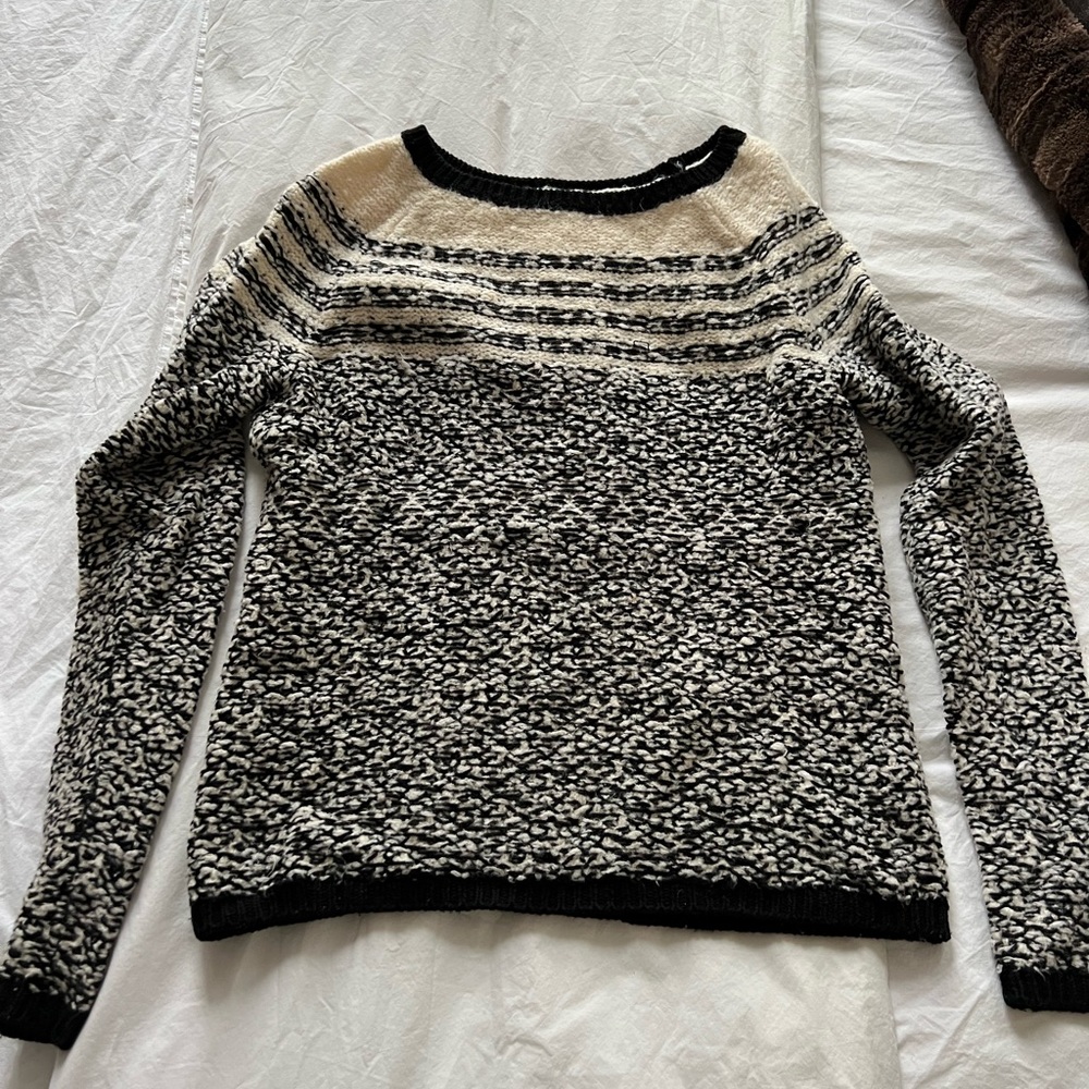 Lou & Grey Cozy Black and White Sweater, Size XS